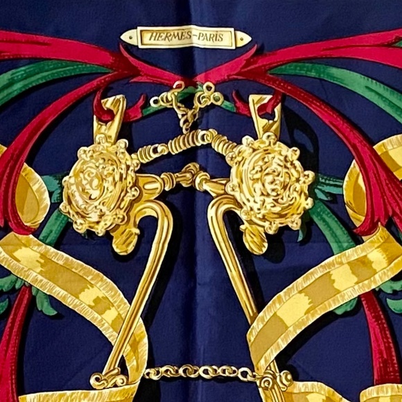 HERMES Scarf LE MORS A LA CONETABLE 100% Silk - Picture 3 of 5